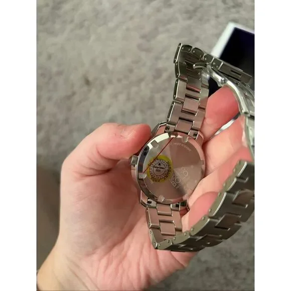 NEW IN BOX Movado BOLD Women’s Bold Verso Swiss Silver Watch